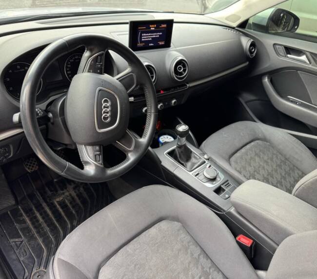 Audi A3 2015 (6)