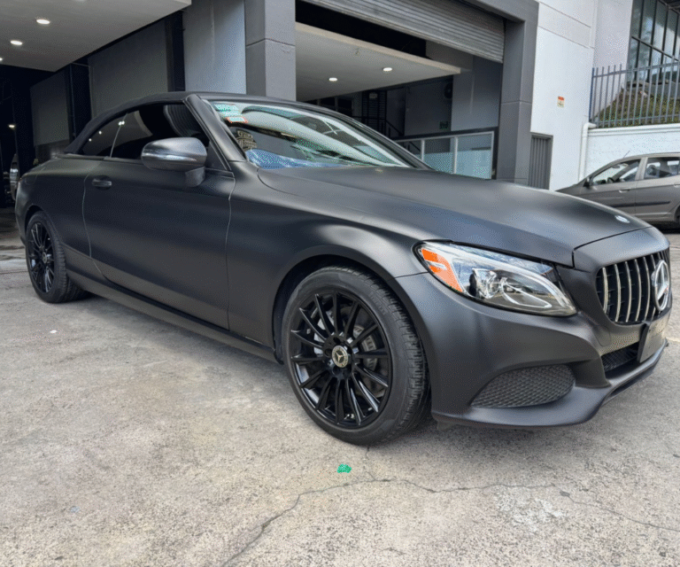 Mercedes Benz c300 2017 (2)