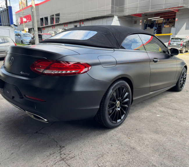Mercedes Benz c300 2017 (4)