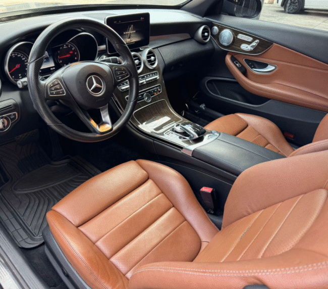 Mercedes Benz c300 2017 (7)