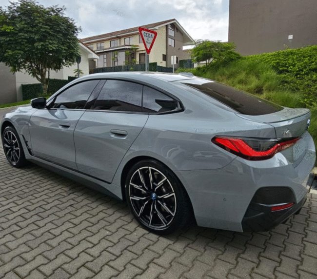 BMW i4 2024 (4)