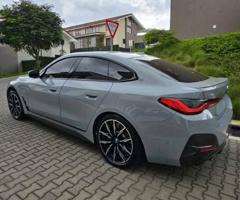 BMW i4 2024 (4)