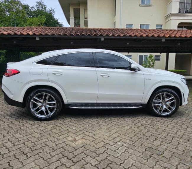 Mercedes Benz GLE 53 AMG 2021 (4)