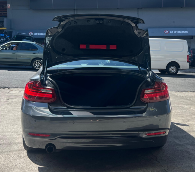 BMW 220i Sport 2016 (5)