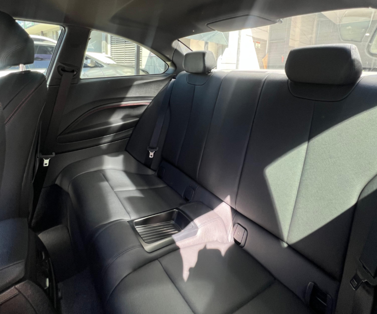 BMW 220i Sport 2016 (8)