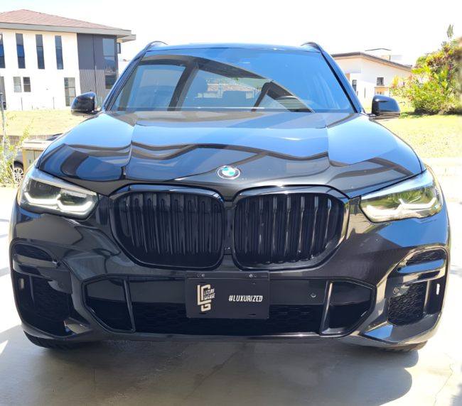 BMW X5 M50i 2023 (3)