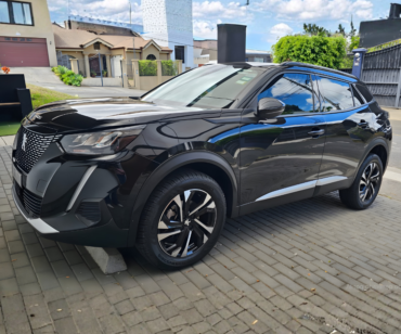 Peugeot 2008 2023 (1)