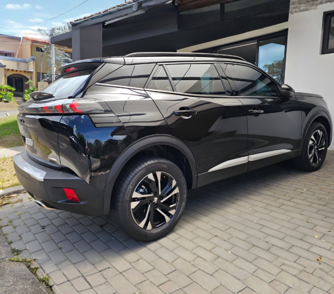 Peugeot 2008 2023 (3)