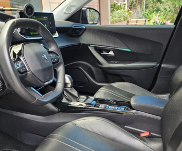 Peugeot 2008 2023 (7)