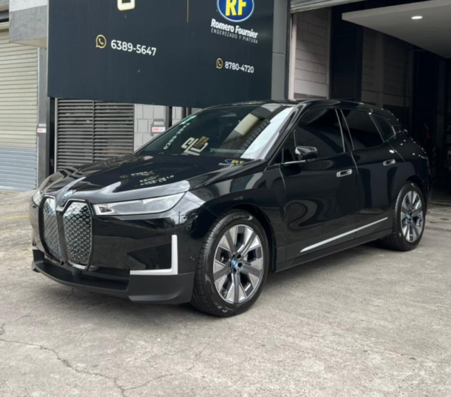 BMW iX Atelier x40 2024 (4)