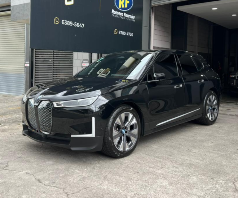 BMW iX Atelier x40 2024 (4)