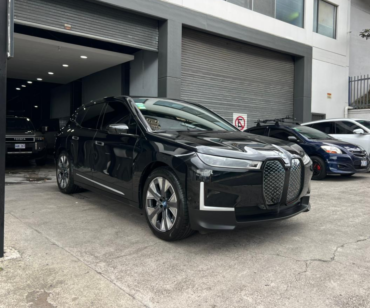 BMW iX Atelier x40 2024 (6)