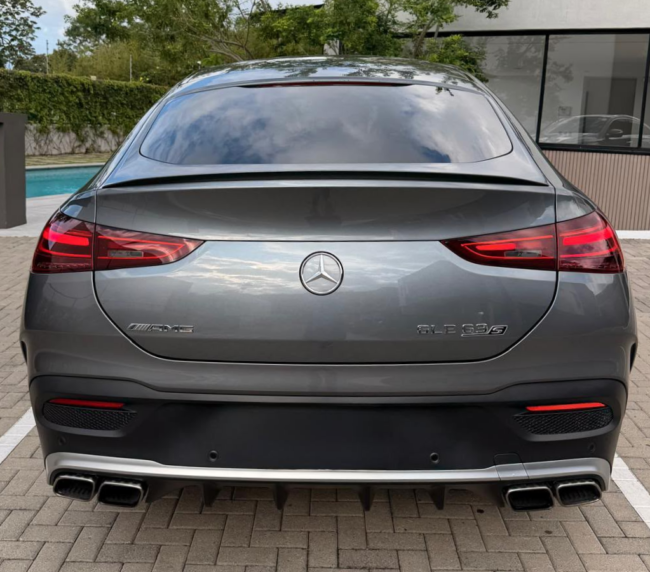 Mercedes Benz AMG GLE 63 S 2024 (4)
