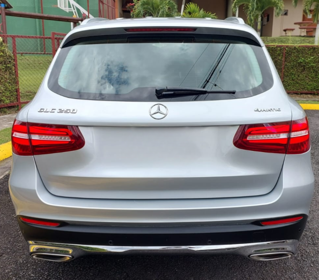 Mercedes Benz GLC250 4Matic 2018 (4)